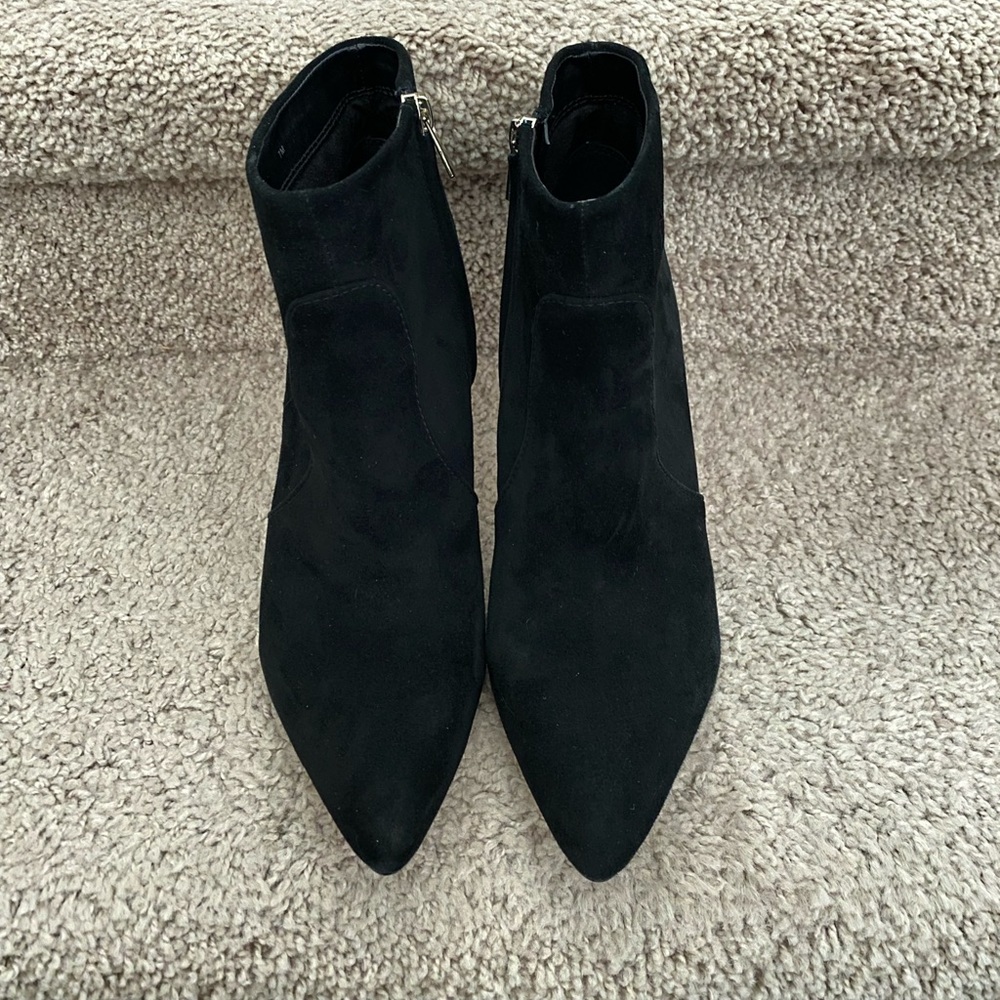Sam Edelman suede pointed toe ankle boots size 7